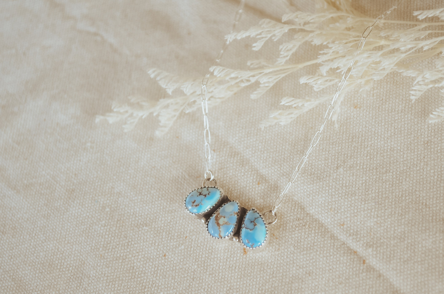 The Anna Cluster Necklace