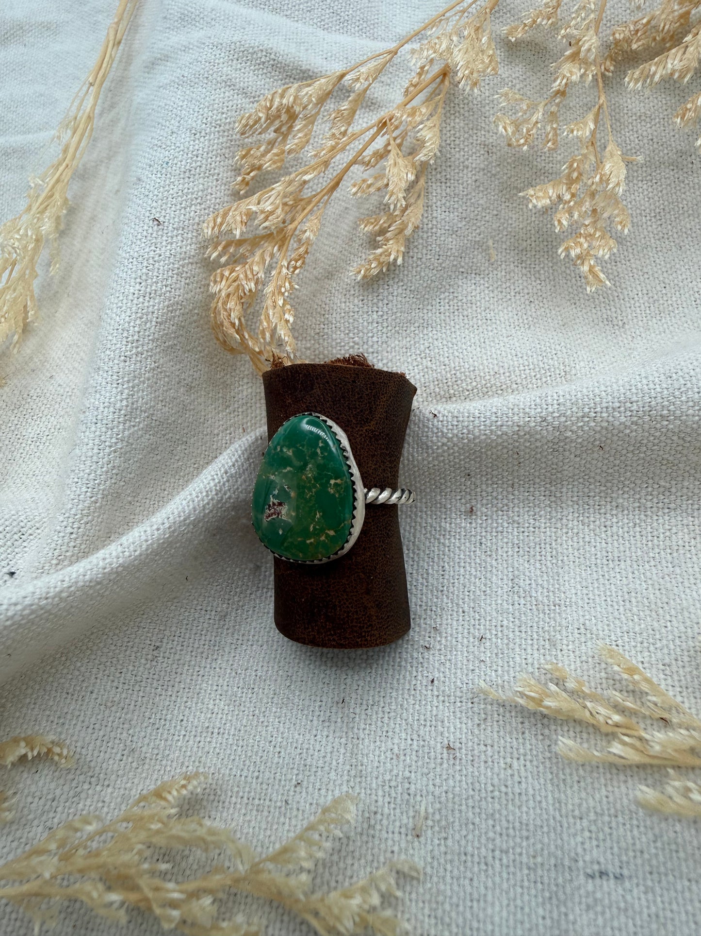 The Essie Ring - size 8