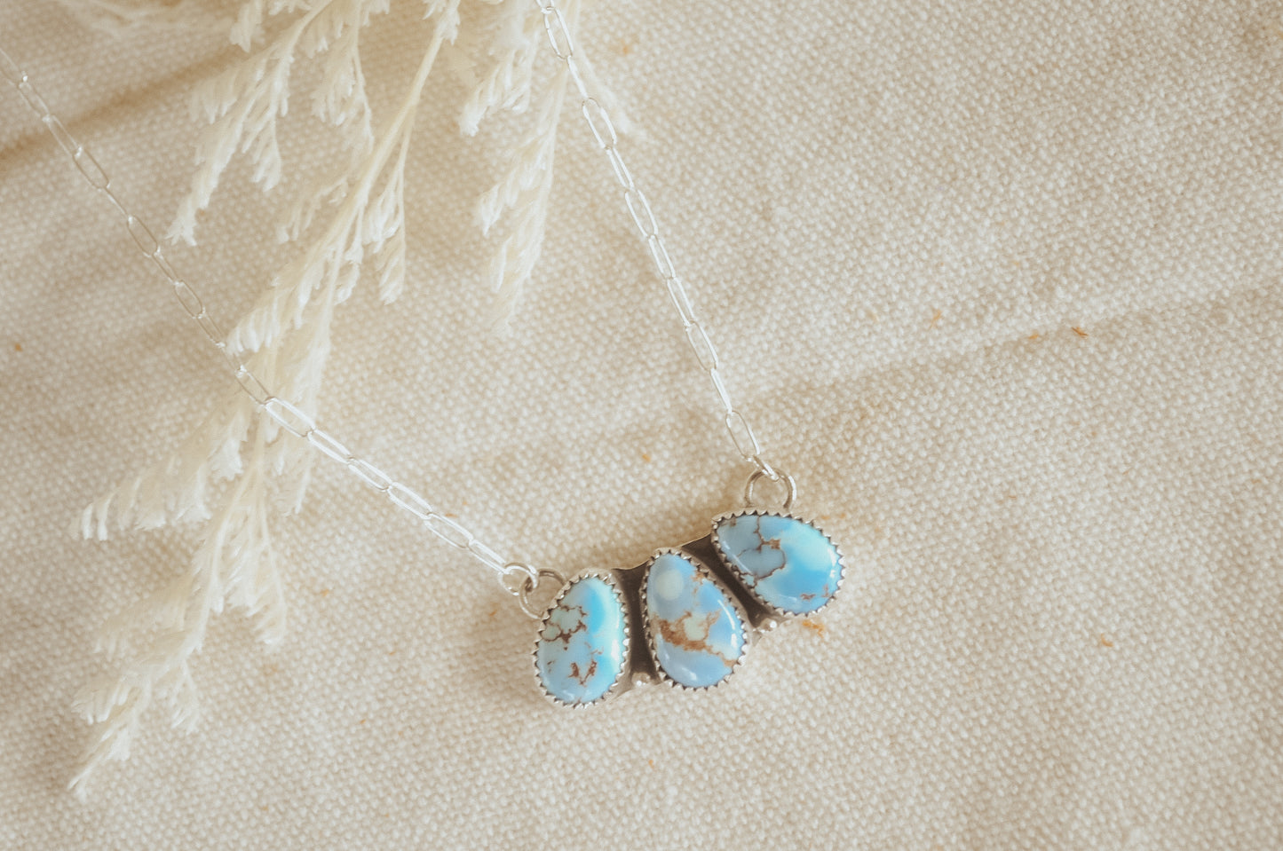 The Anna Cluster Necklace