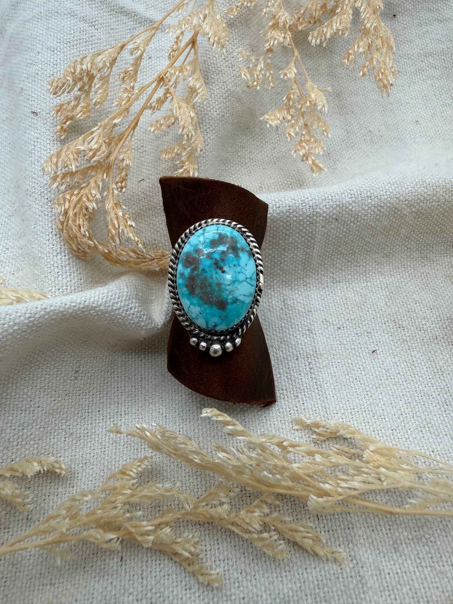 The Wynnie Ring - size 5