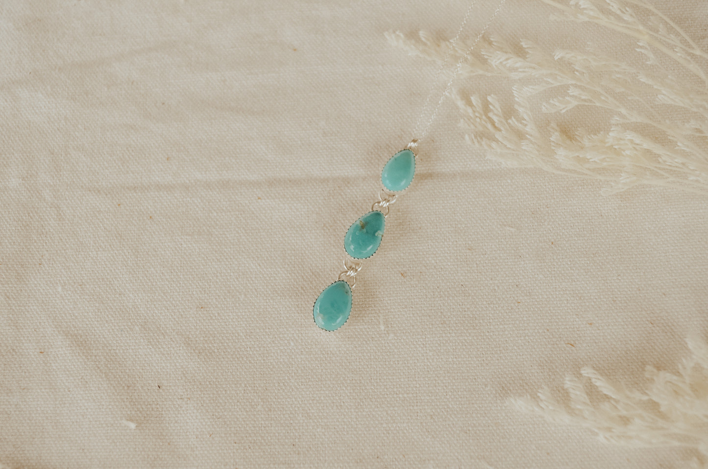 The Willa Lariat Necklace