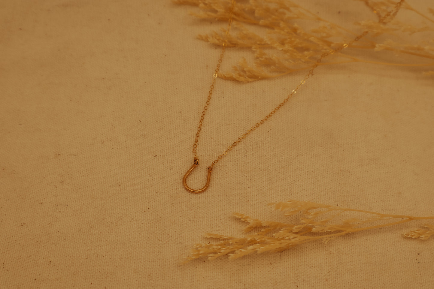 The Horseshoe Necklace - Gold-Fill