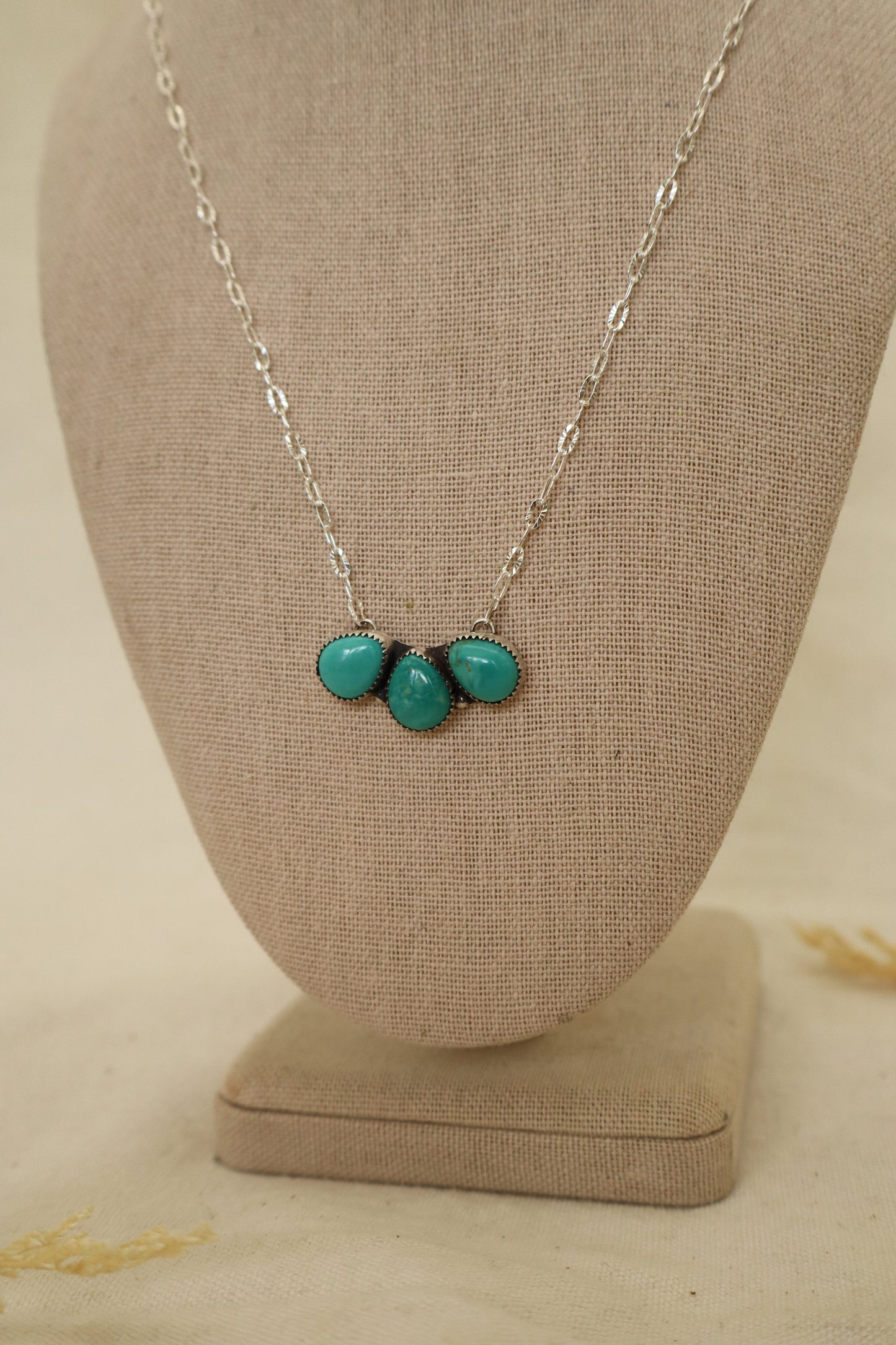The Willa Necklace