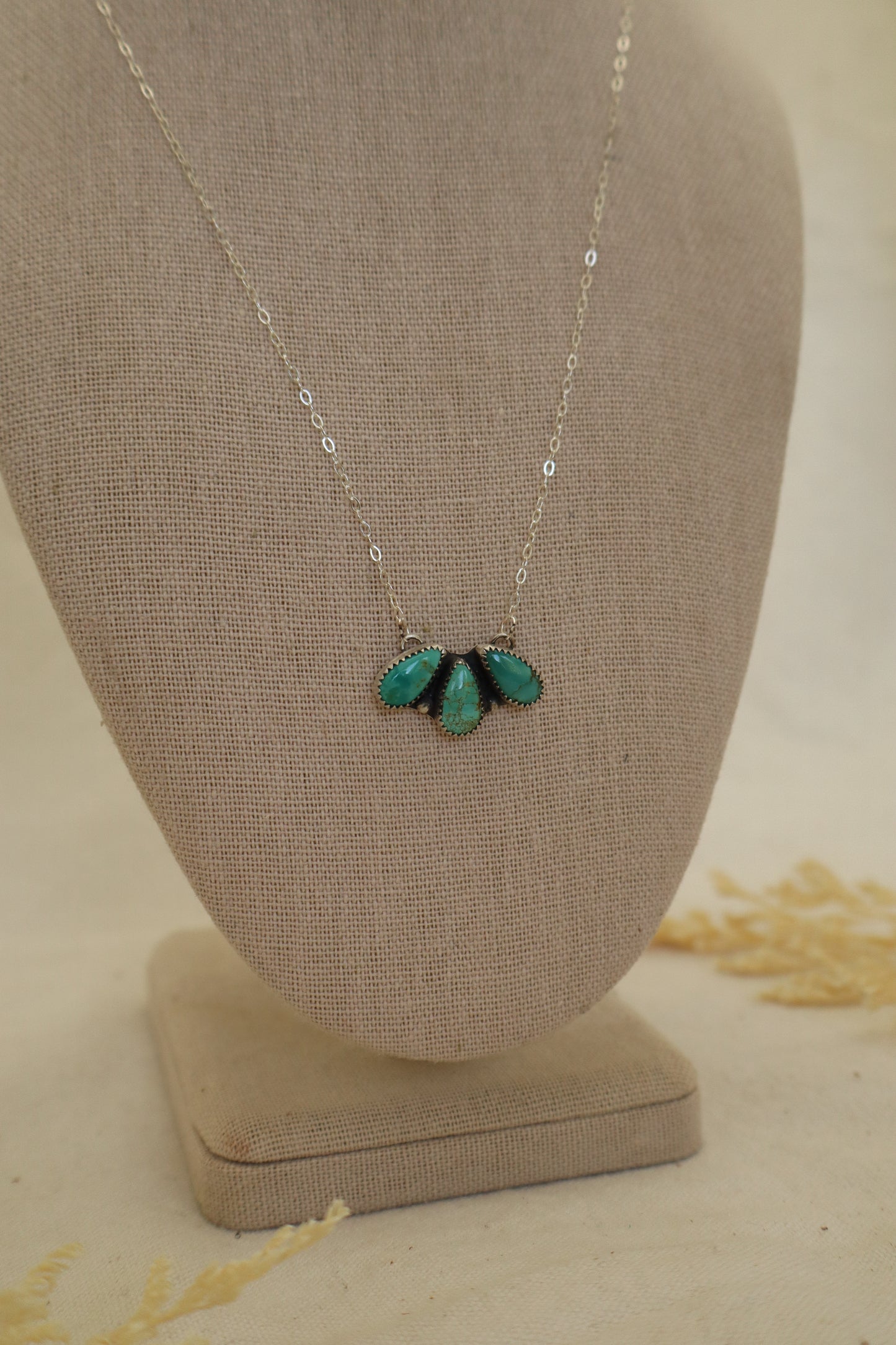 The Della Necklace