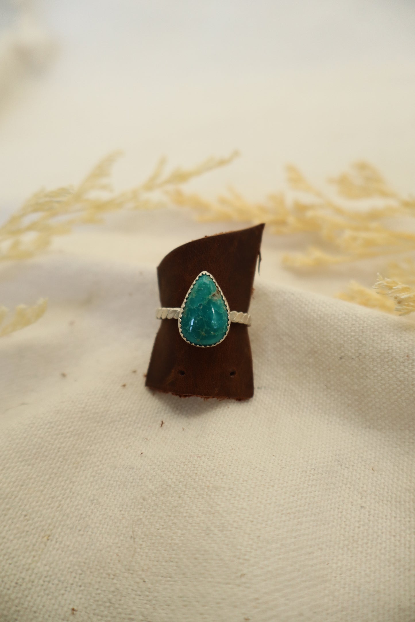 The Olive Ring SIZE 9