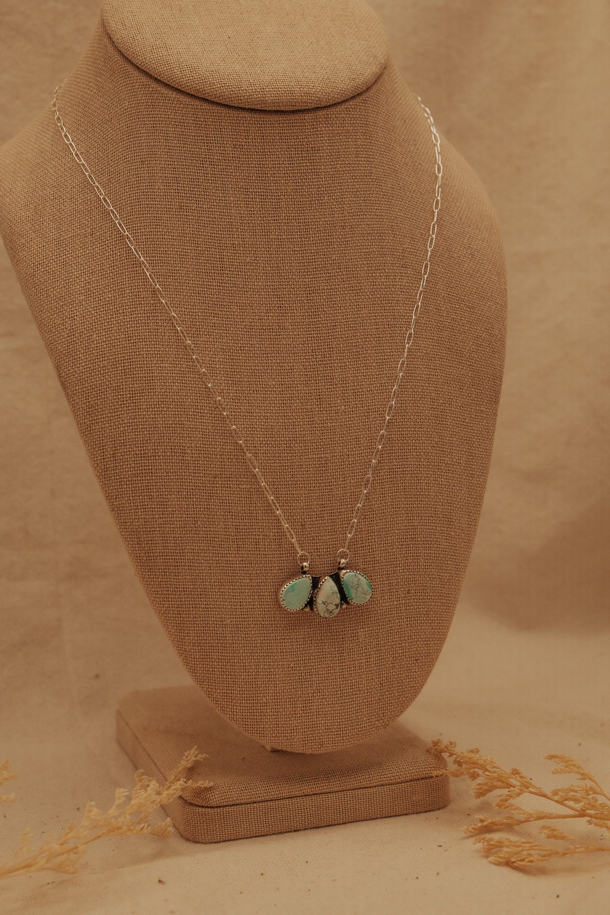 The Evie Necklace