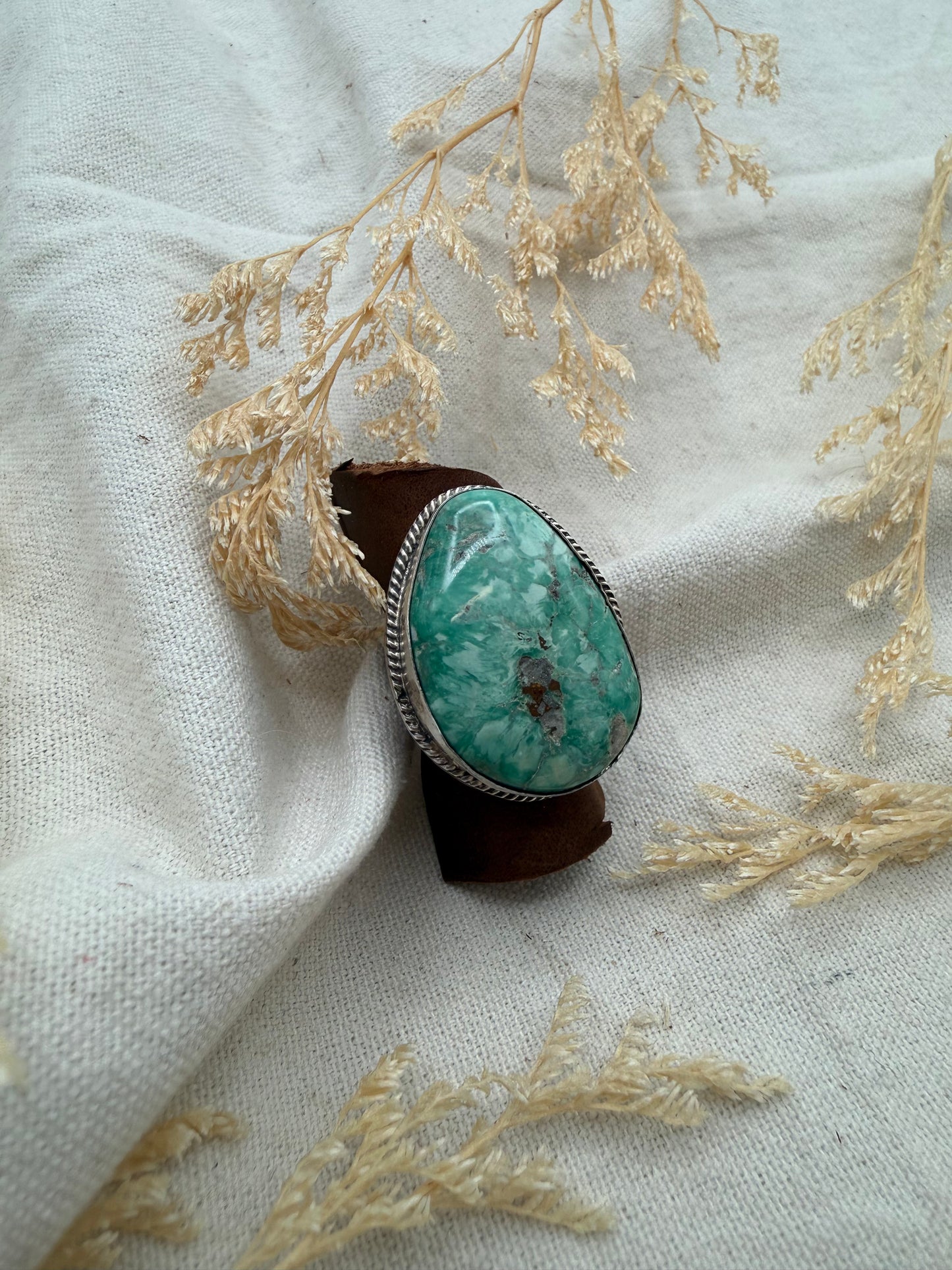 The Faye Ring - size 7.5