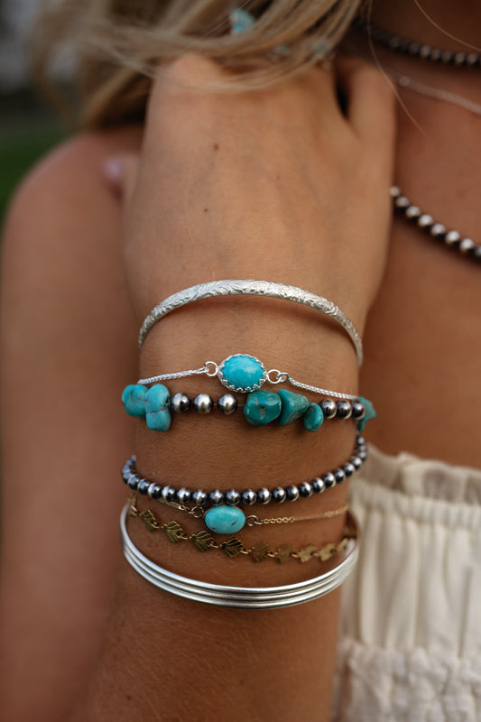 The Alice Bracelet