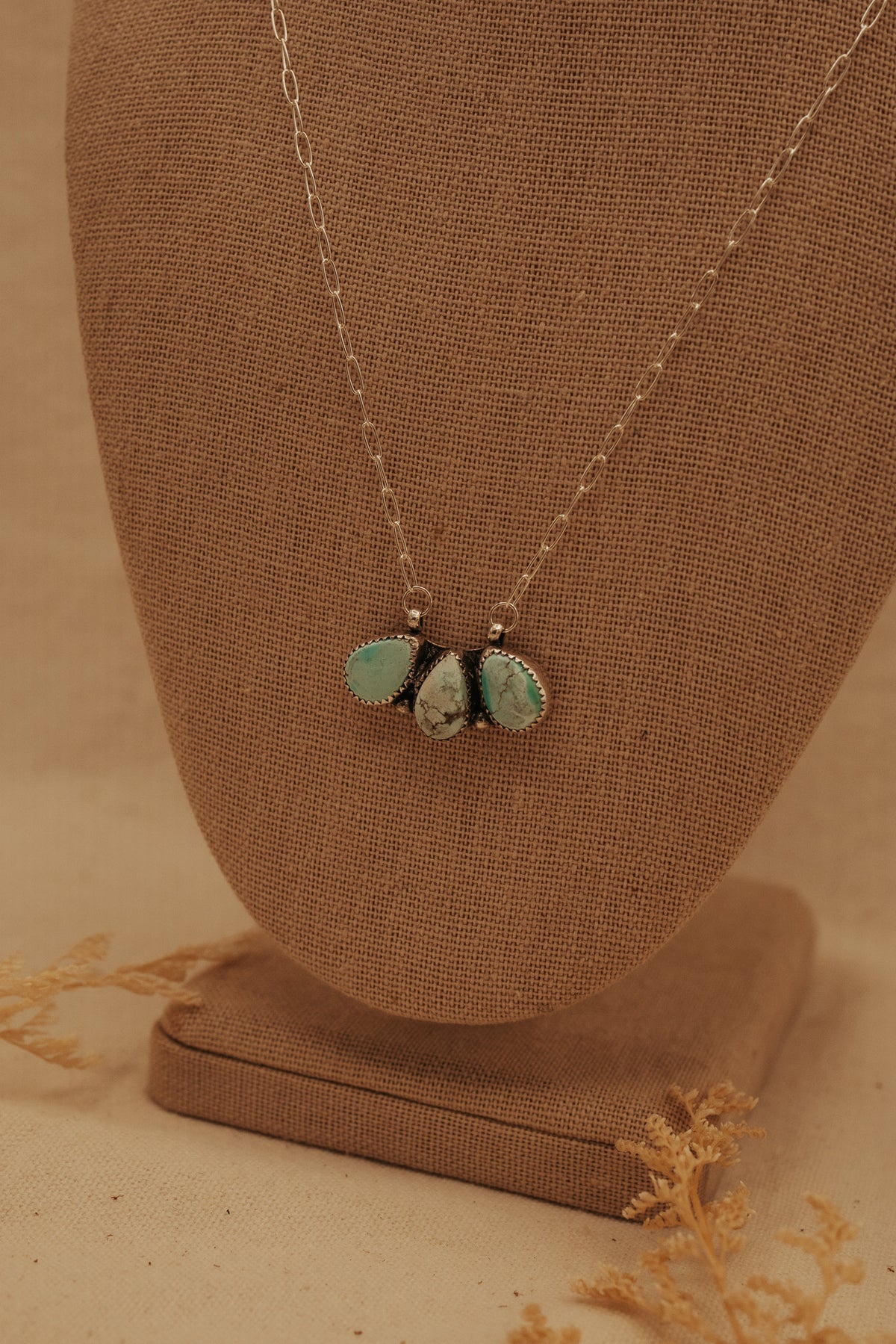 The Evie Necklace