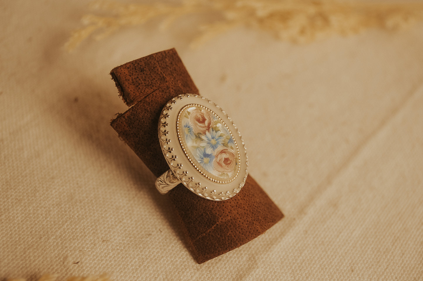 The Alice Ring