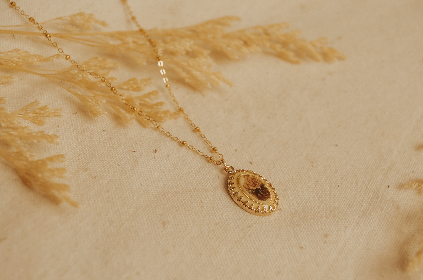 The La Rose Necklace