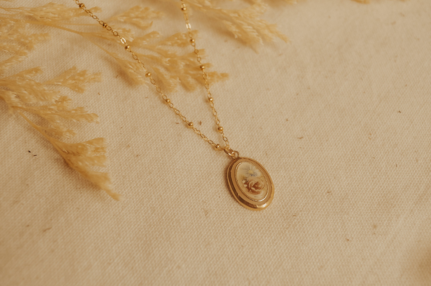 The La Rose Necklace