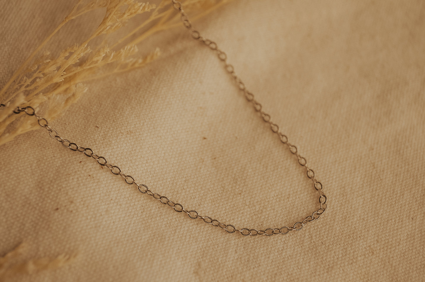 The Antiqued Silver Mini Oval Chain