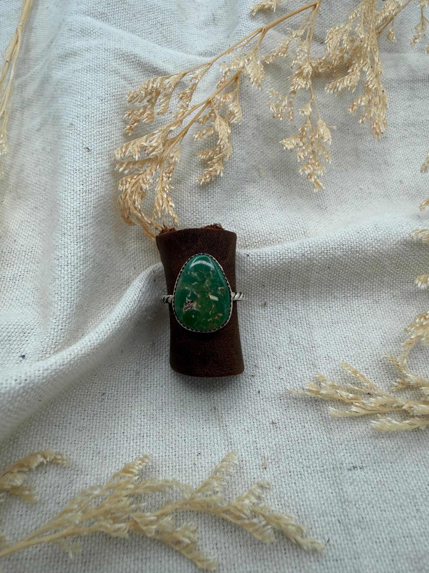 The Essie Ring - size 8