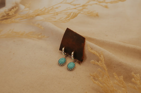 The Mae Dangles