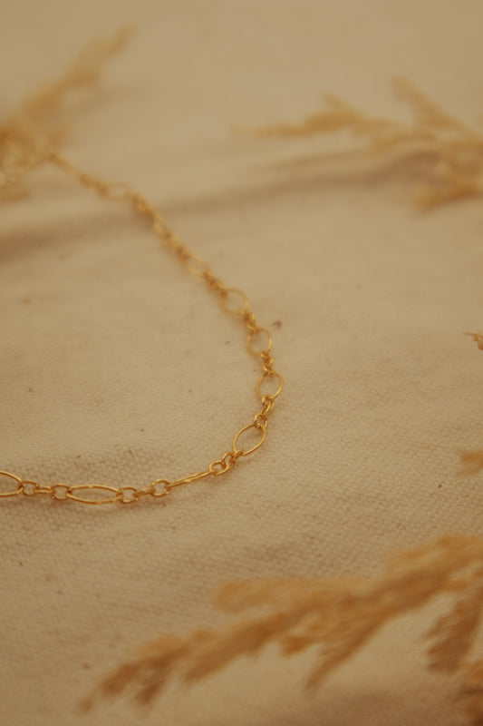 The Gold Oval Chain
