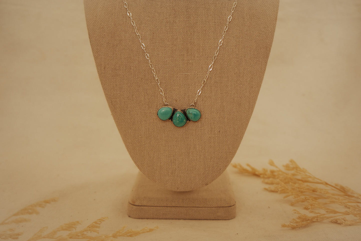 The Willa Necklace