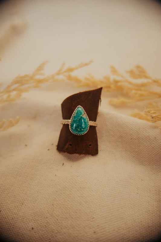 The Olive Ring SIZE 9