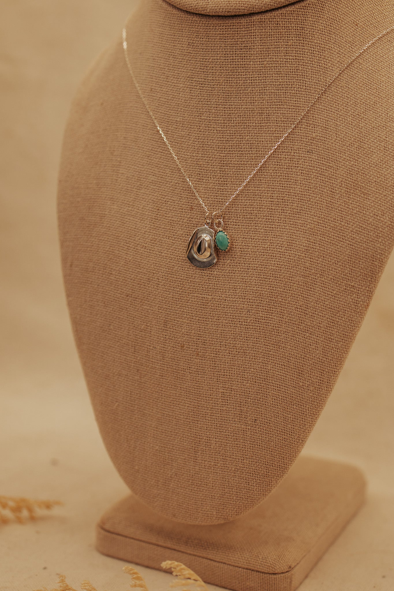 The Dolly Necklace
