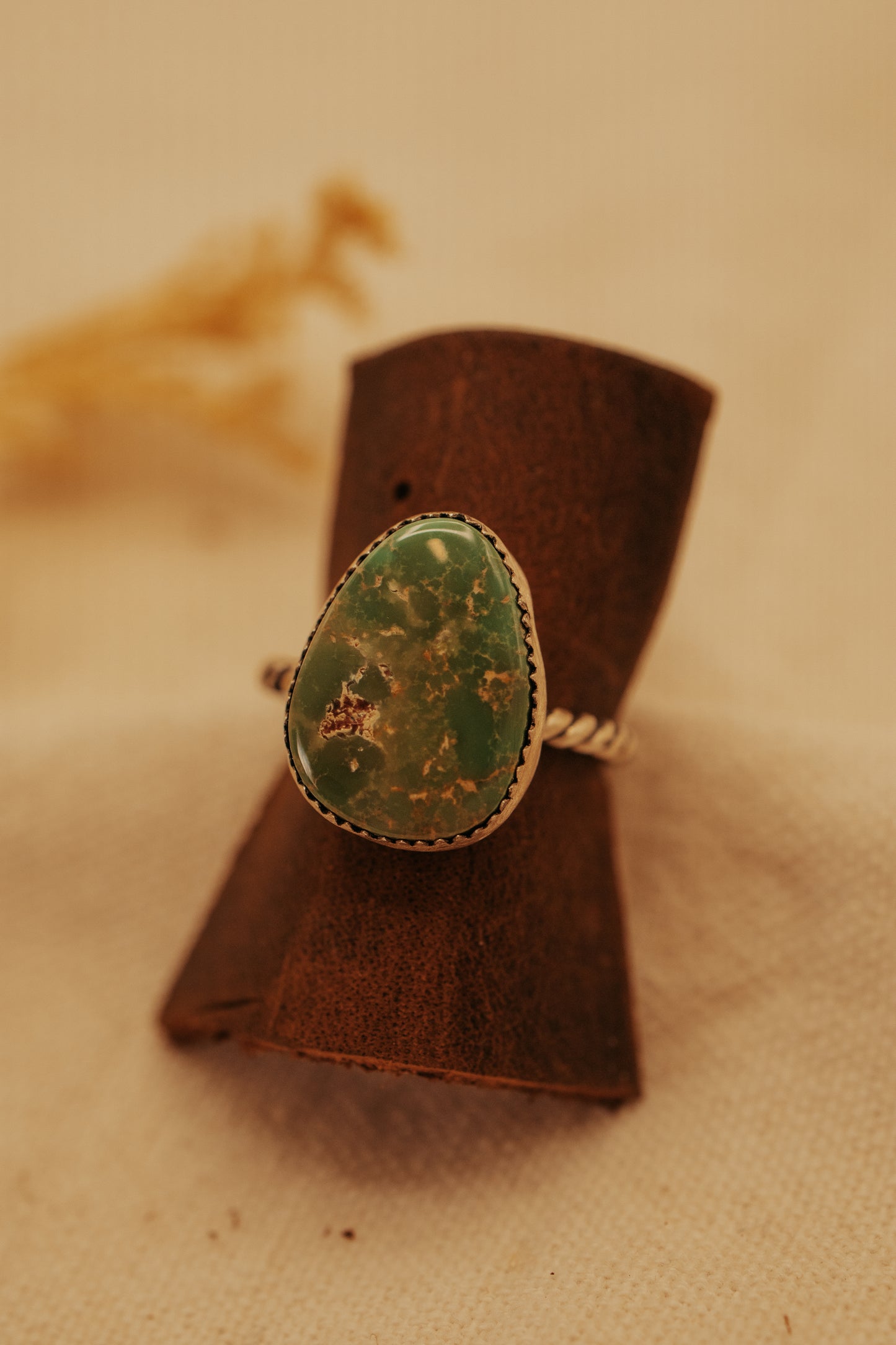 The Essie Ring - size 8