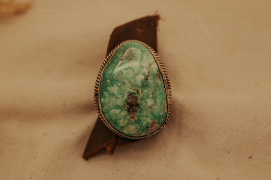 The Faye Ring - size 7.5