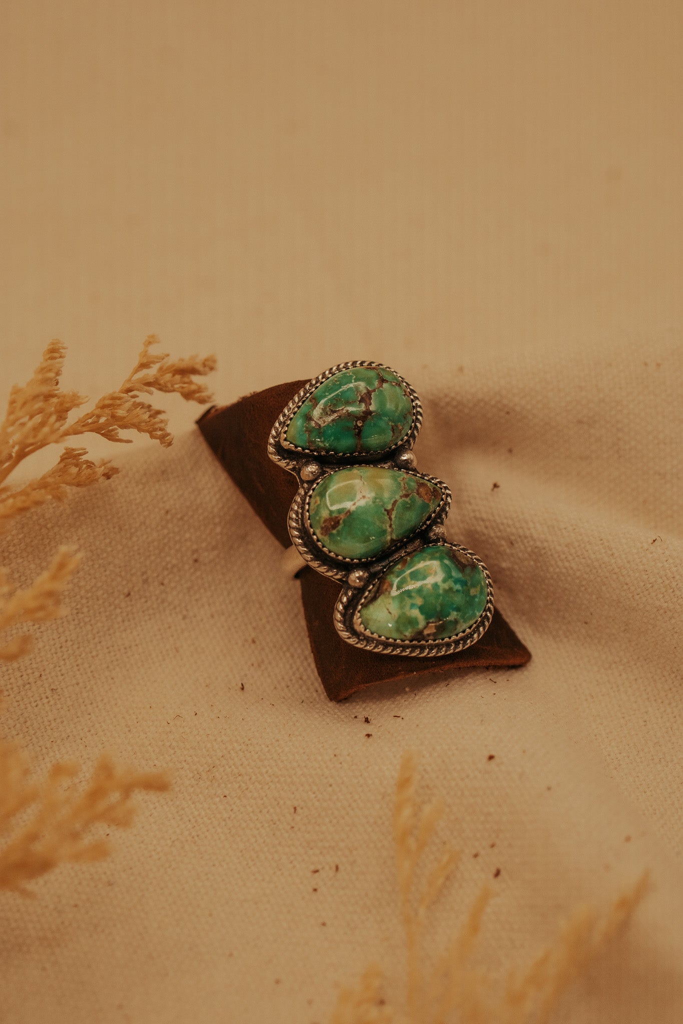The Faye Ring SIZE 7.5