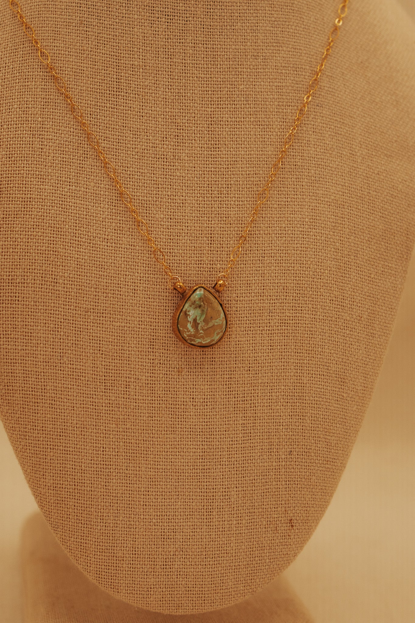 The Iris Necklace