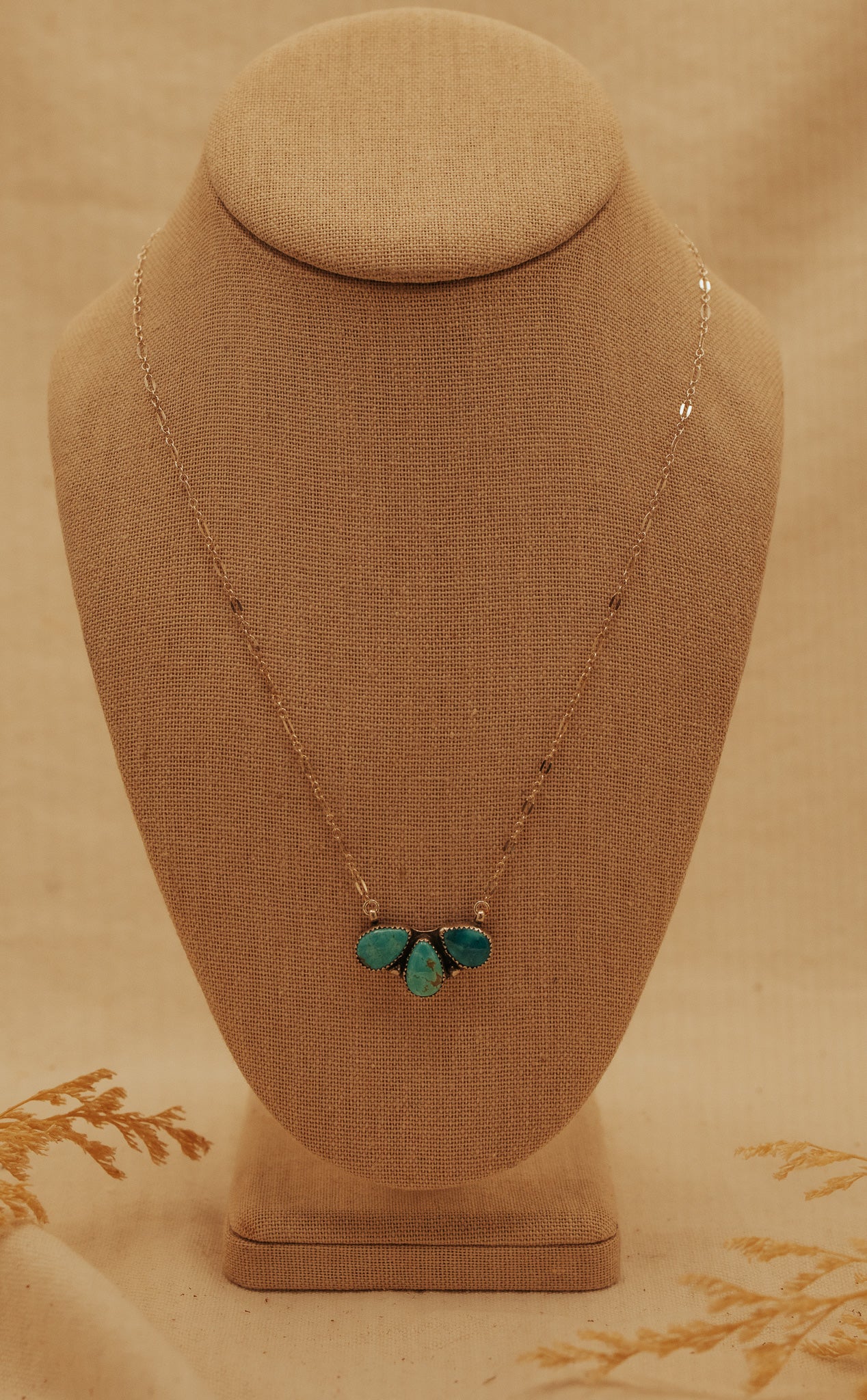 The Eleanor Cluster Necklace I