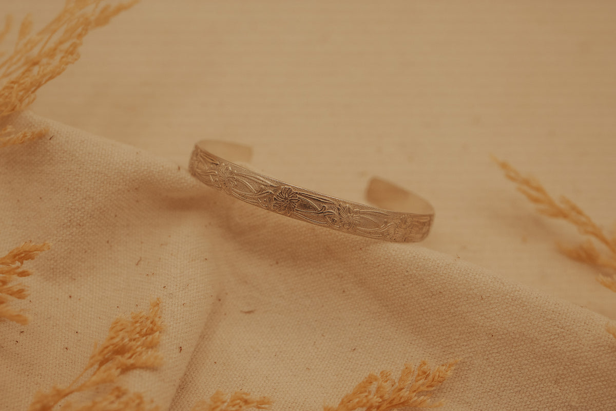 The Iris Cuff