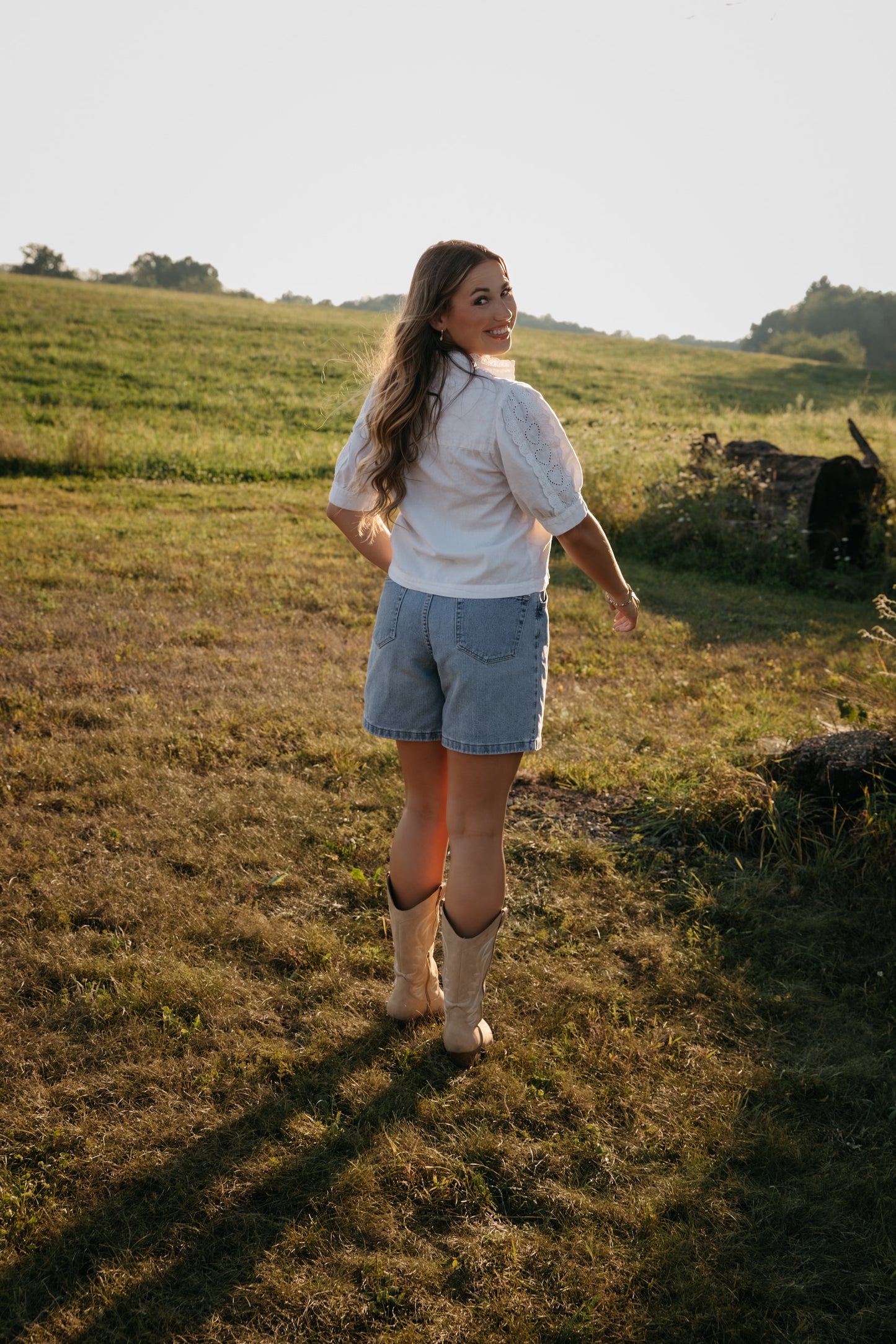 The Wrangler Mom Shorts - size 28